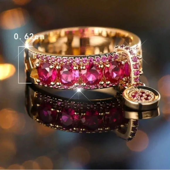 🆕 Luxury Ring For Women, Circular Shaped With Pendant Loop DesignGold & Pink🆕 - Picture 3 of 7